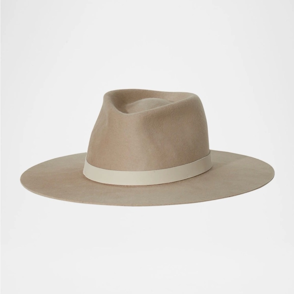 Janessa Leone wool hat. Small.
